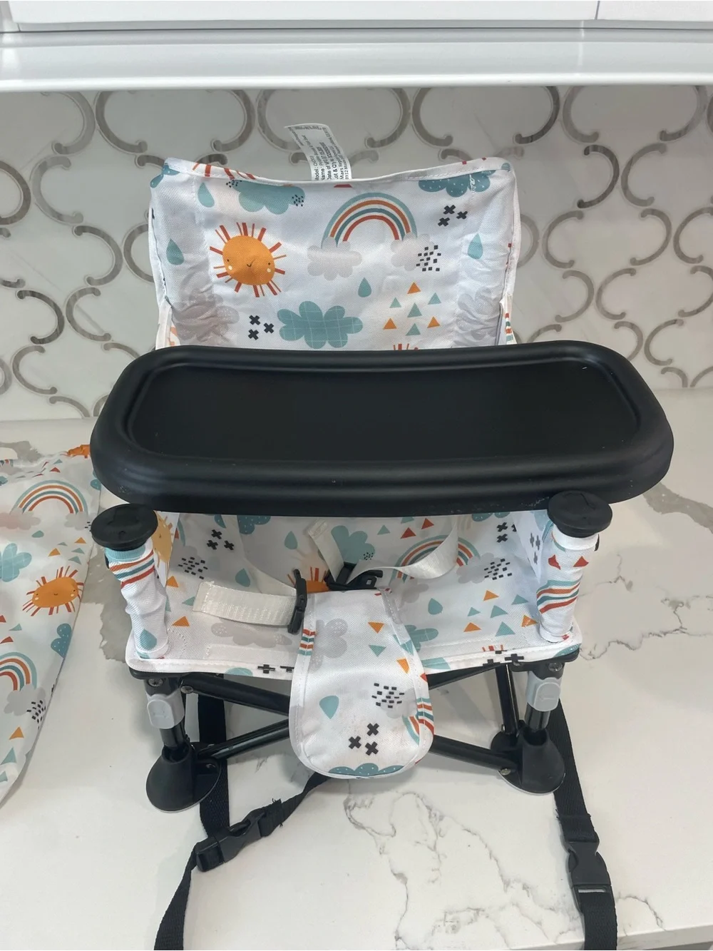Portable Kids Booster Seat with Sun & Rainbow Print - White/Blue/Yellow